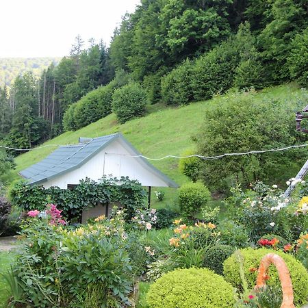 Котедж "Красний Краєвид" Yaremche Exterior photo