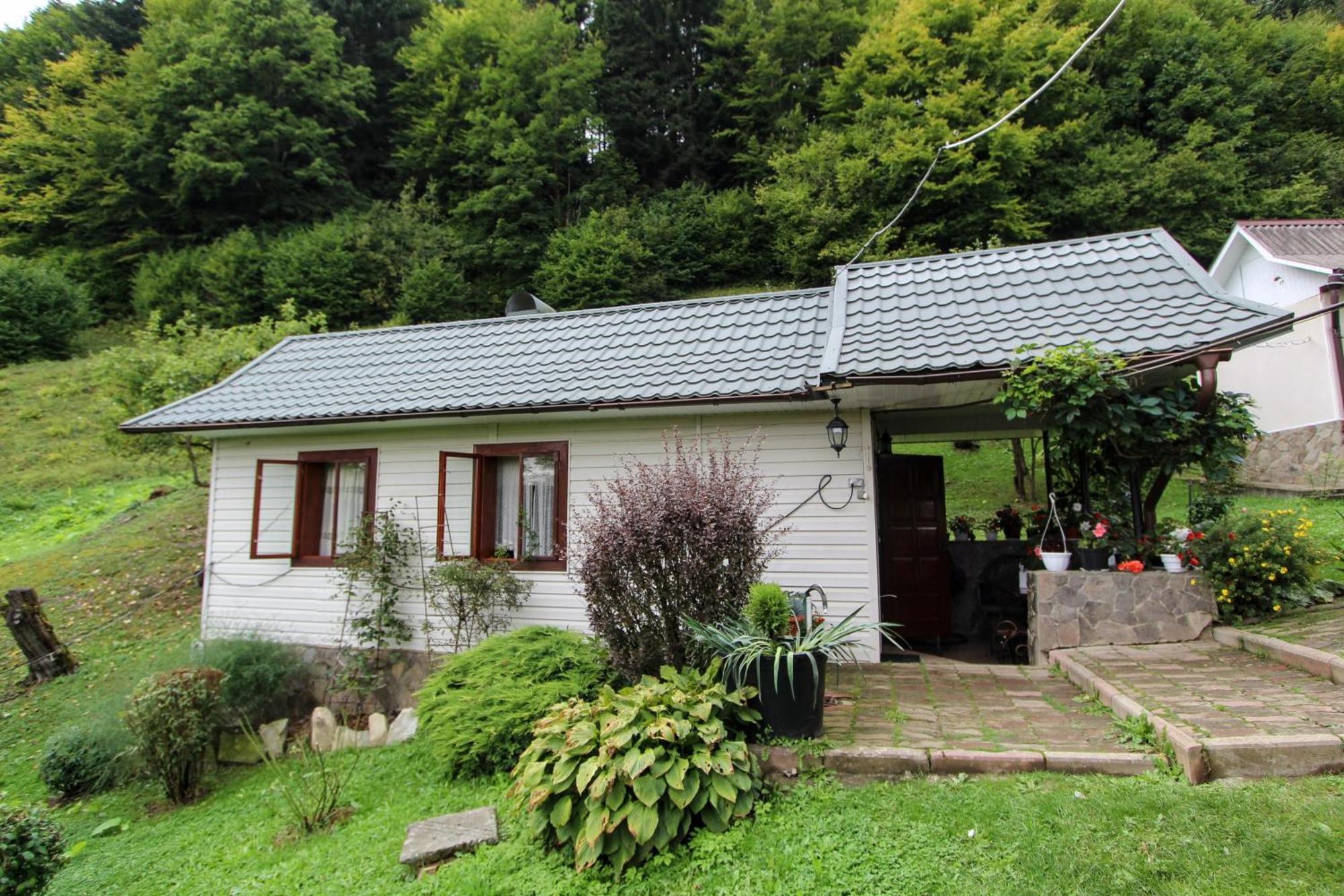 Котедж "Красний Краєвид" Yaremche Exterior photo